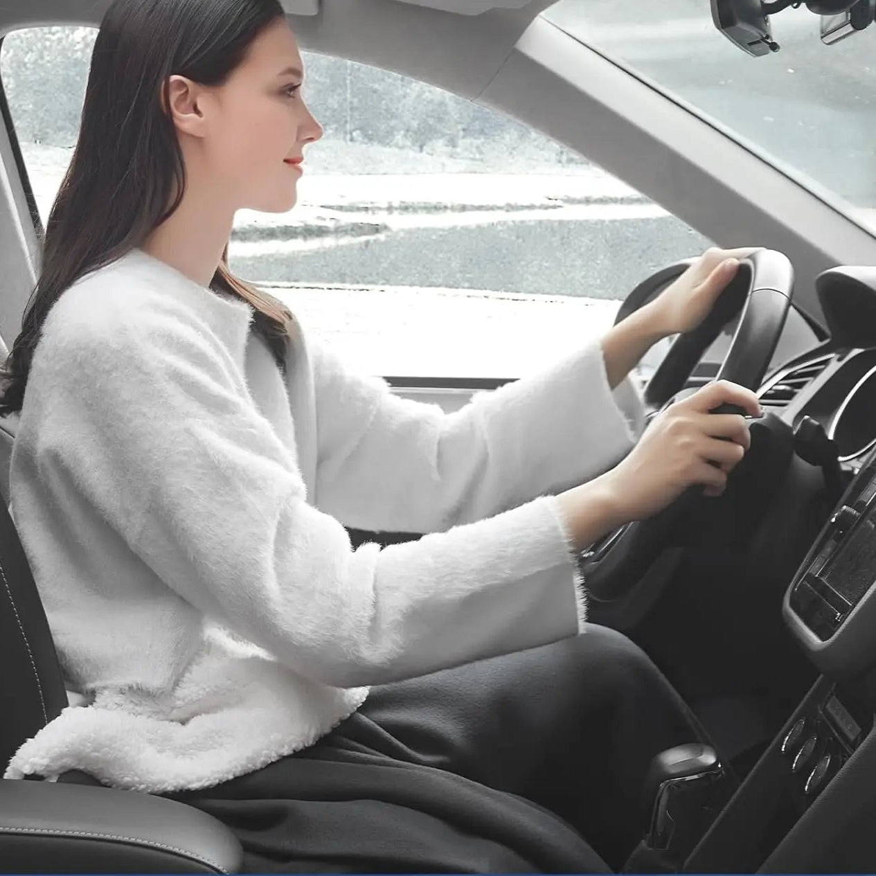 Cozy Portable Heated Blanket for Car - 12V Electric Throw