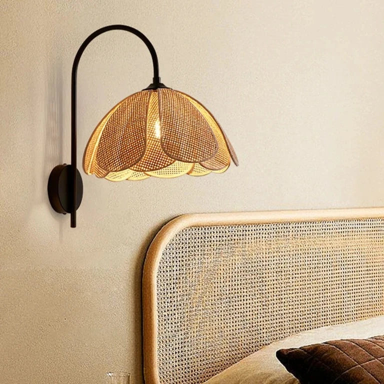 Rattan Flower Wall Lamp - Stylish Boho Design
