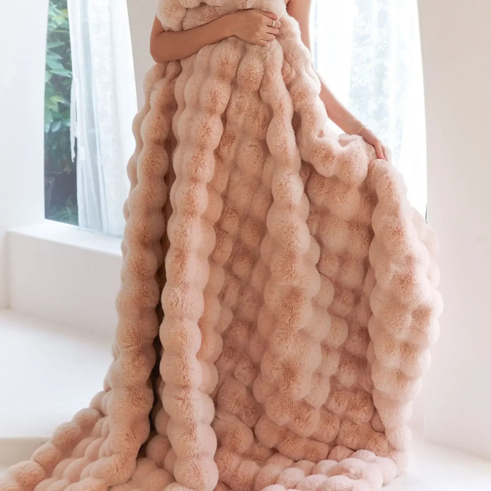 Luxurious Double-Sided Fleece Throw