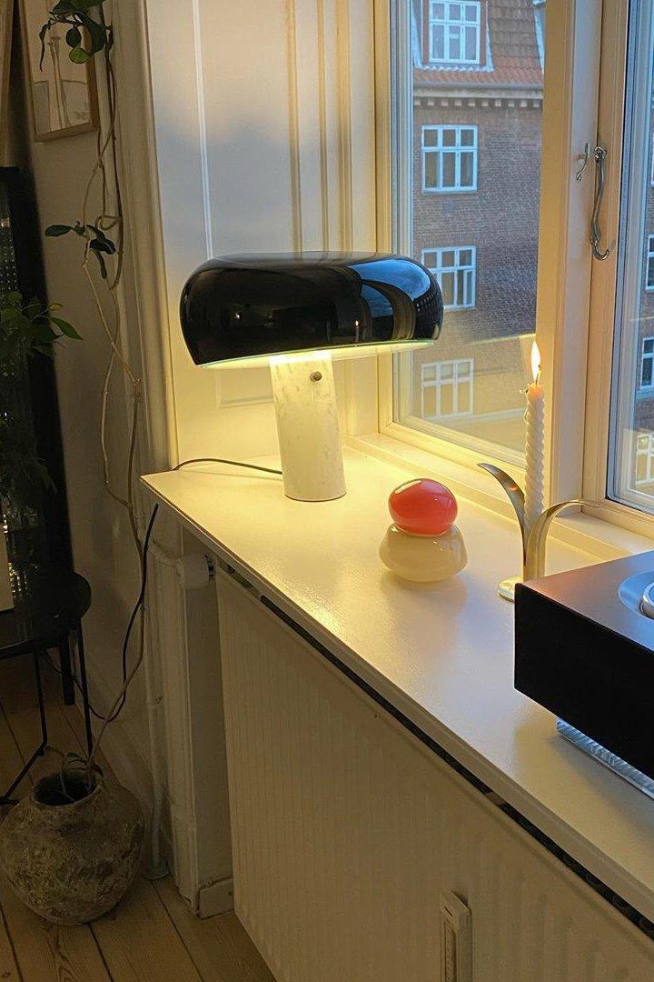 Modern Marble Table Lamp – Dimmable Lighting