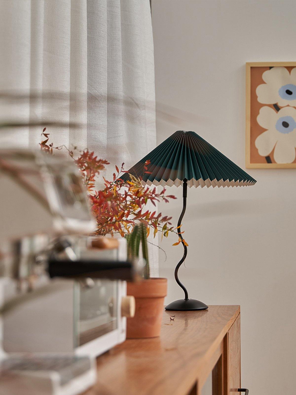 Pleated Umbrella Fabric Shade Lamp