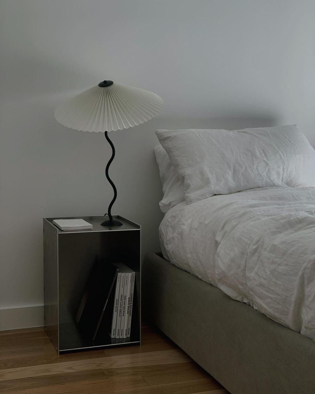 Pleated Umbrella Fabric Shade Lamp