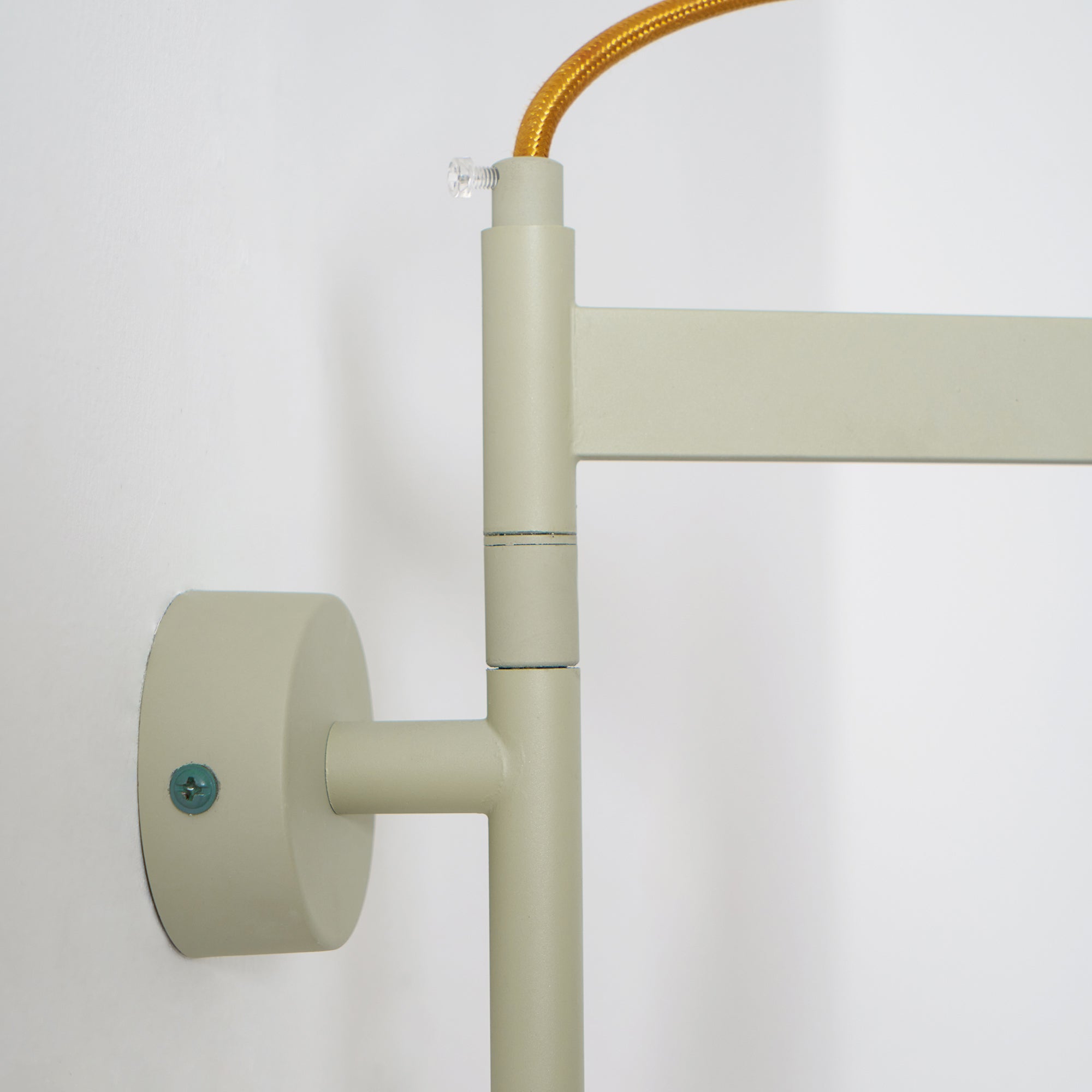 Aluminum Plug-in Wall Lamp – Sleek Design with E26/E27 Socket