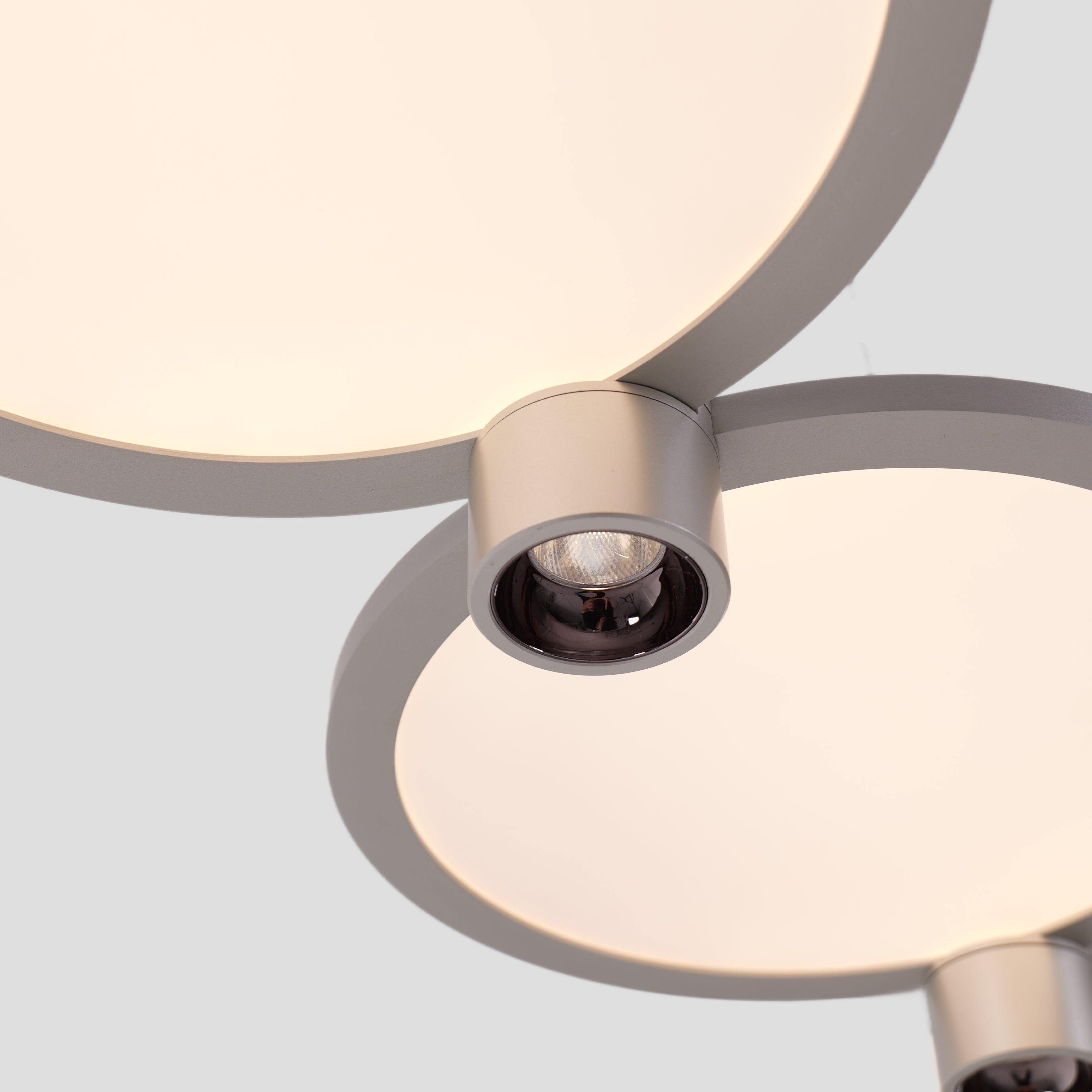 Three-Disk Full Spectrum Ceiling Light – Modern Silver & Gold Finish