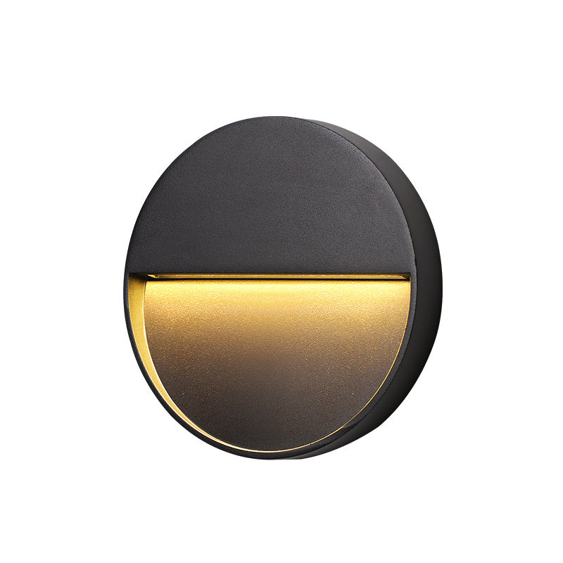 Low-Level Wall Light | Outdoor Floor-Level Lighting