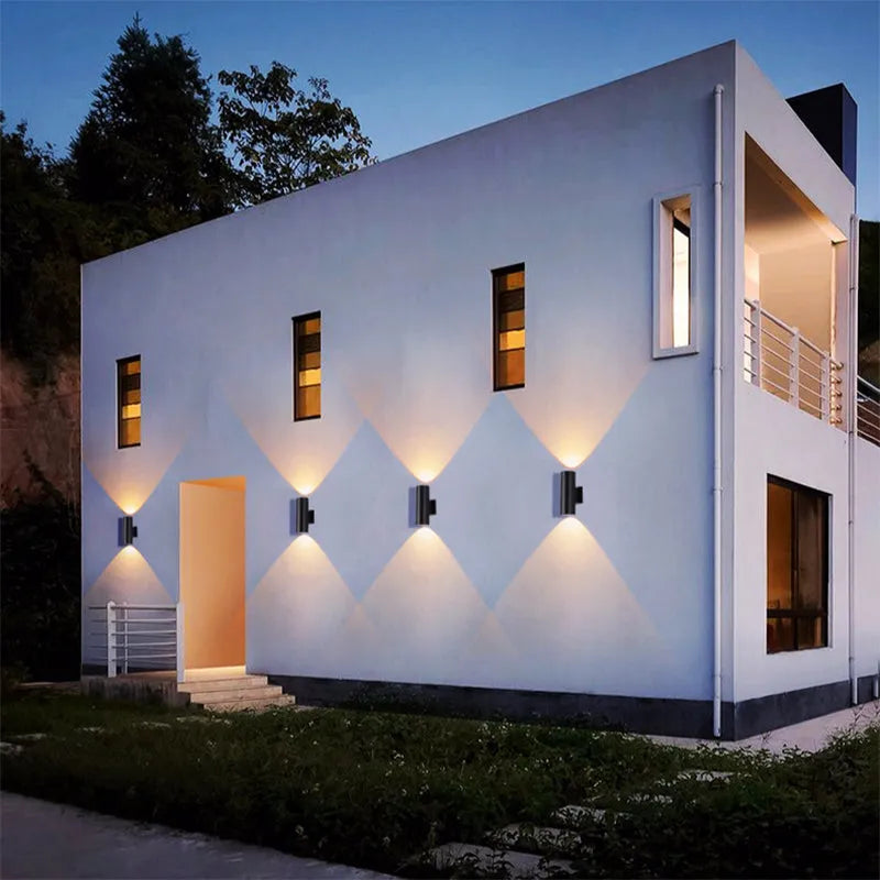 Minimalist Double-Headed Outdoor Wall Lamp – Modern Black Metal Lighting