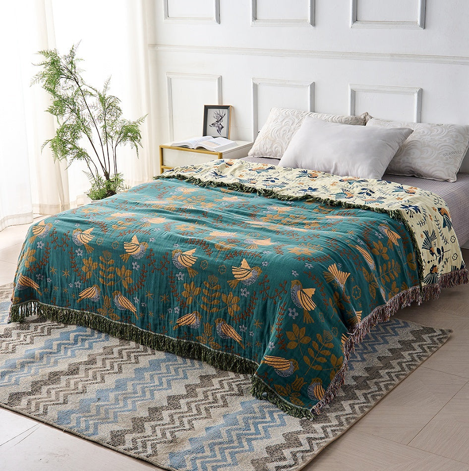 Bird Motif Throw Blanket – Reversible Design in Scandinavian Style