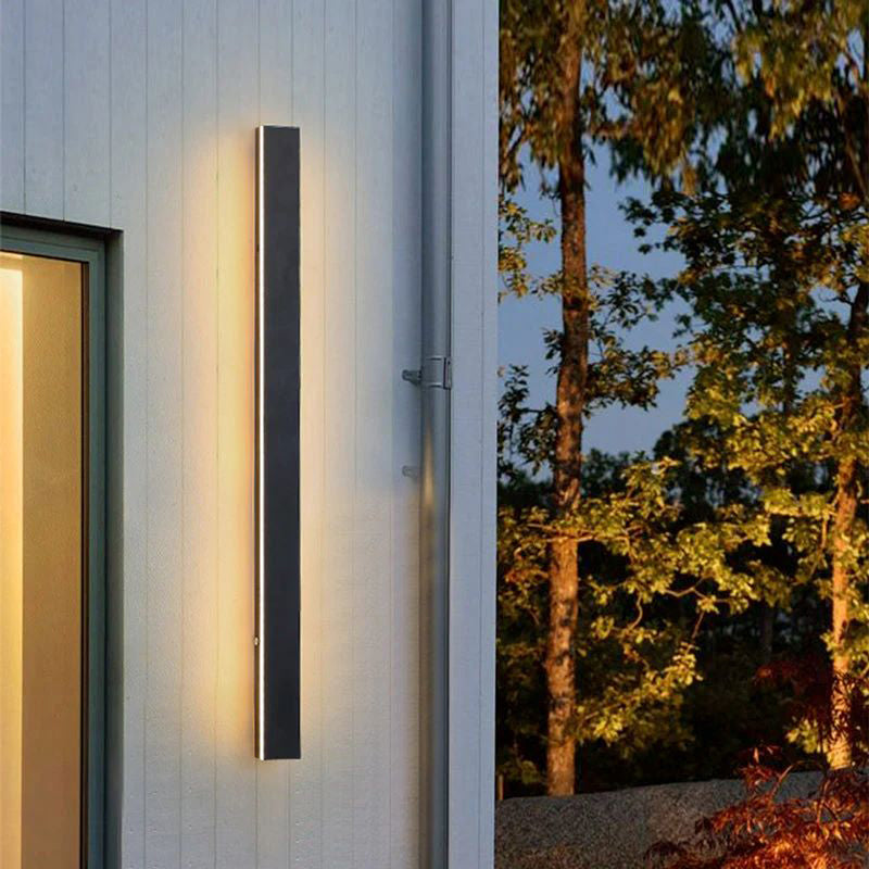 Outdoor Metal LED Linear Wall Lamp – IP65 Exterior Light