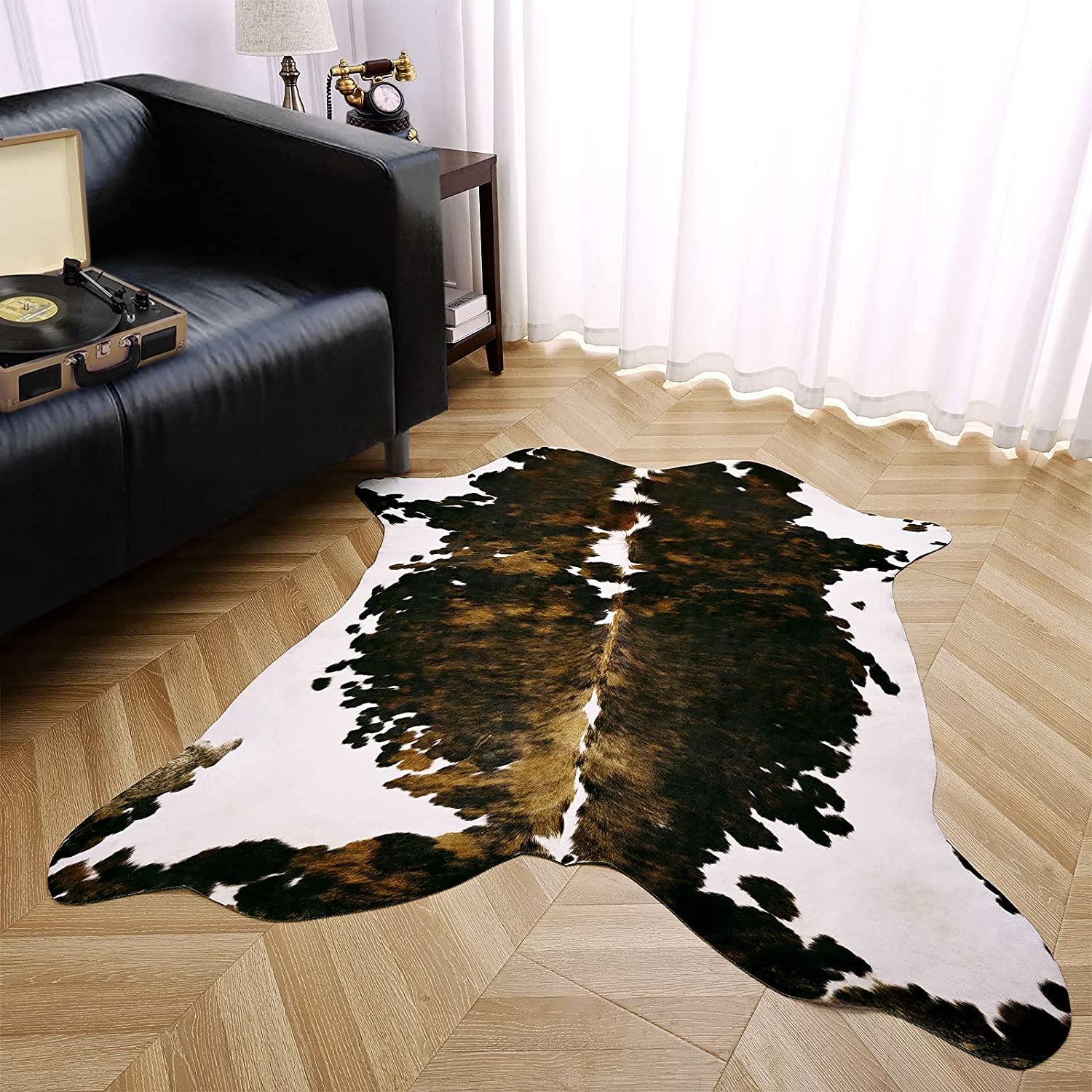 Premium Cow Print Rug - Versatile