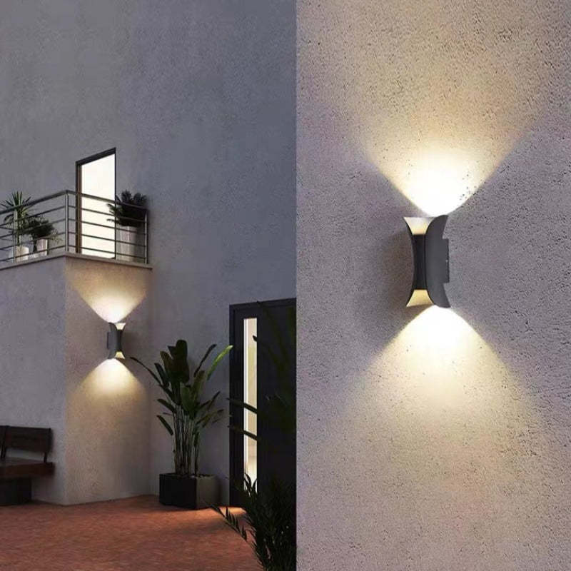Curved Exterior Wall Light – LED Outdoor Fixture