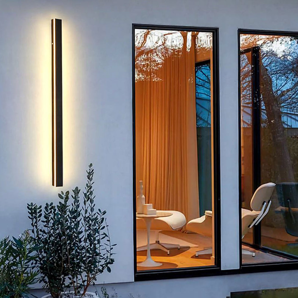 Outdoor Metal LED Linear Wall Lamp – IP65 Exterior Light