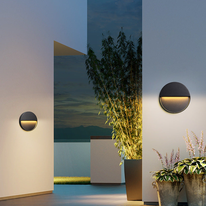 Low-Level Wall Light | Outdoor Floor-Level Lighting