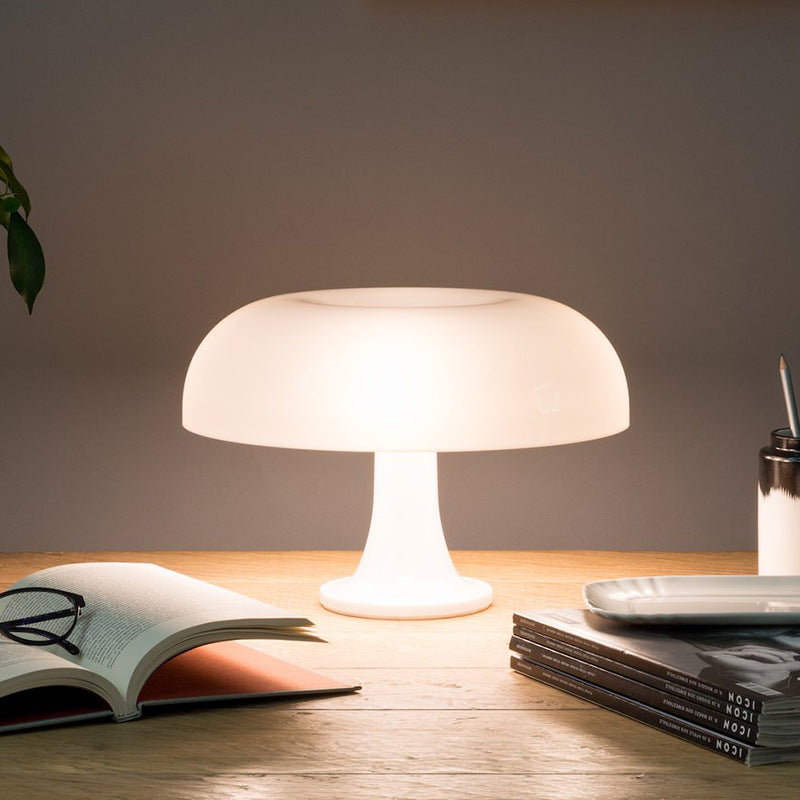 Minimalist Table Lamp in Mushroom Shape