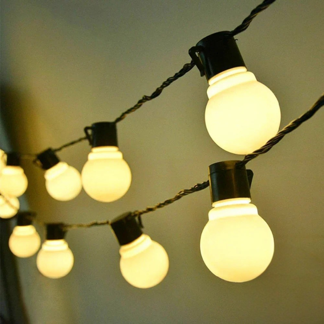 Solar Outdoor Festoon String Lights – Warm White Glow for Gardens & Patios