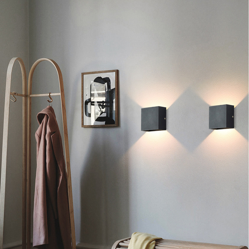 Modern Outdoor Wall Lamp – Waterproof Aluminum LED Fixture