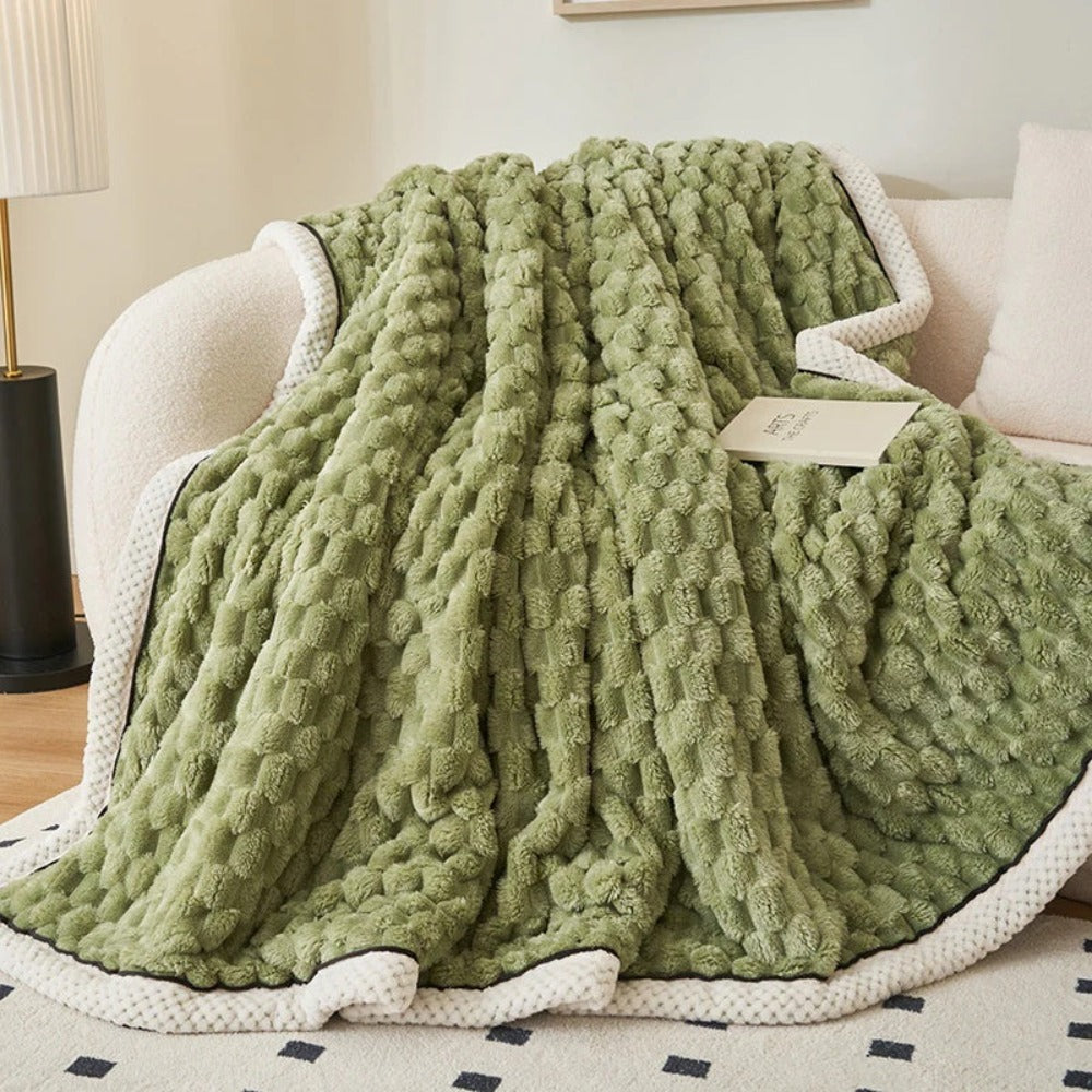 Cloud Cuddle Blanket – Gentle Touch for Elegant Interiors - Atelier Dubois Paris