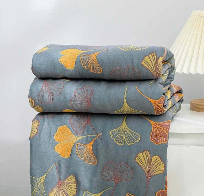Cozy Throw Blanket Featuring Ginkgo Leaf Pattern