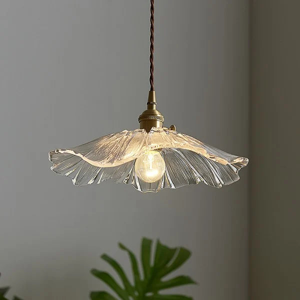 Flower-Shaped Pendant Light – Clear Glass Petals with Retro Brass Details