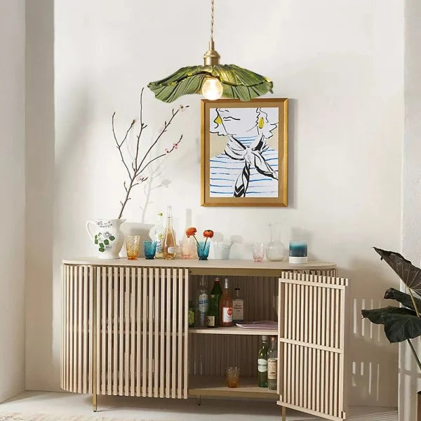 Flower-Shaped Pendant Light – Clear Glass Petals with Retro Brass Details