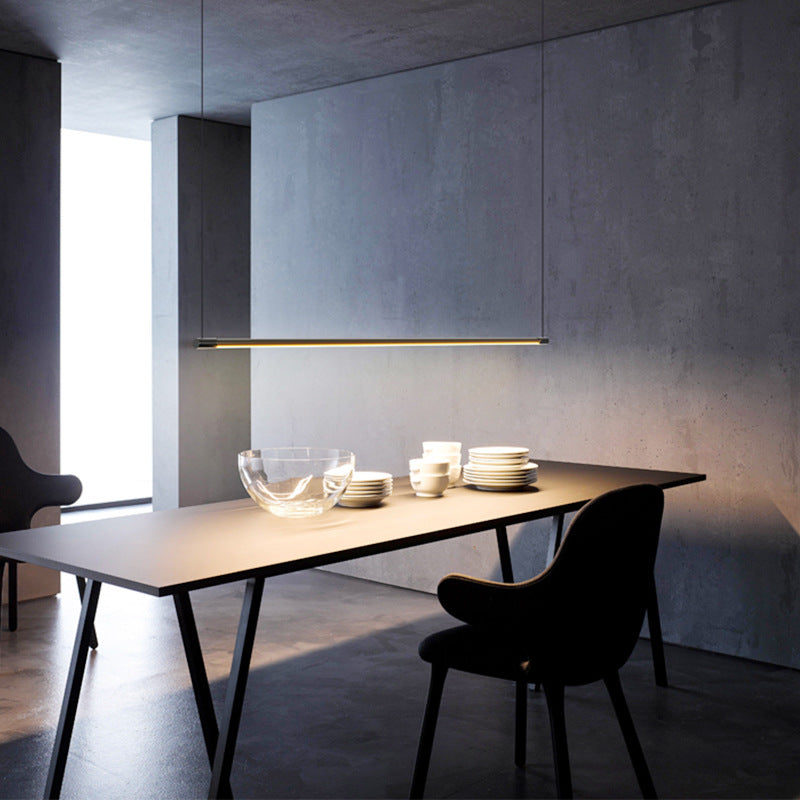Minimalist Black Pendant Lamp – Sleek Indoor Lighting