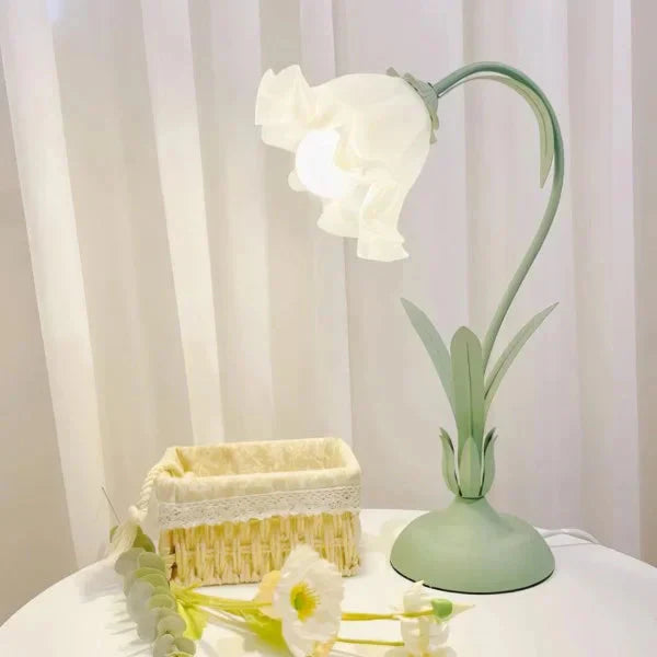 Classic Vintage Adjustable Flower Table Lamp – Stylish and Functional Light