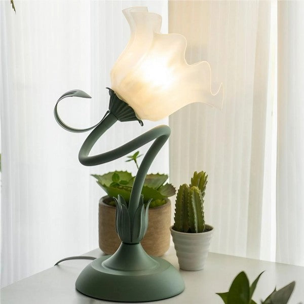Classic Vintage Adjustable Flower Table Lamp – Stylish and Functional Light