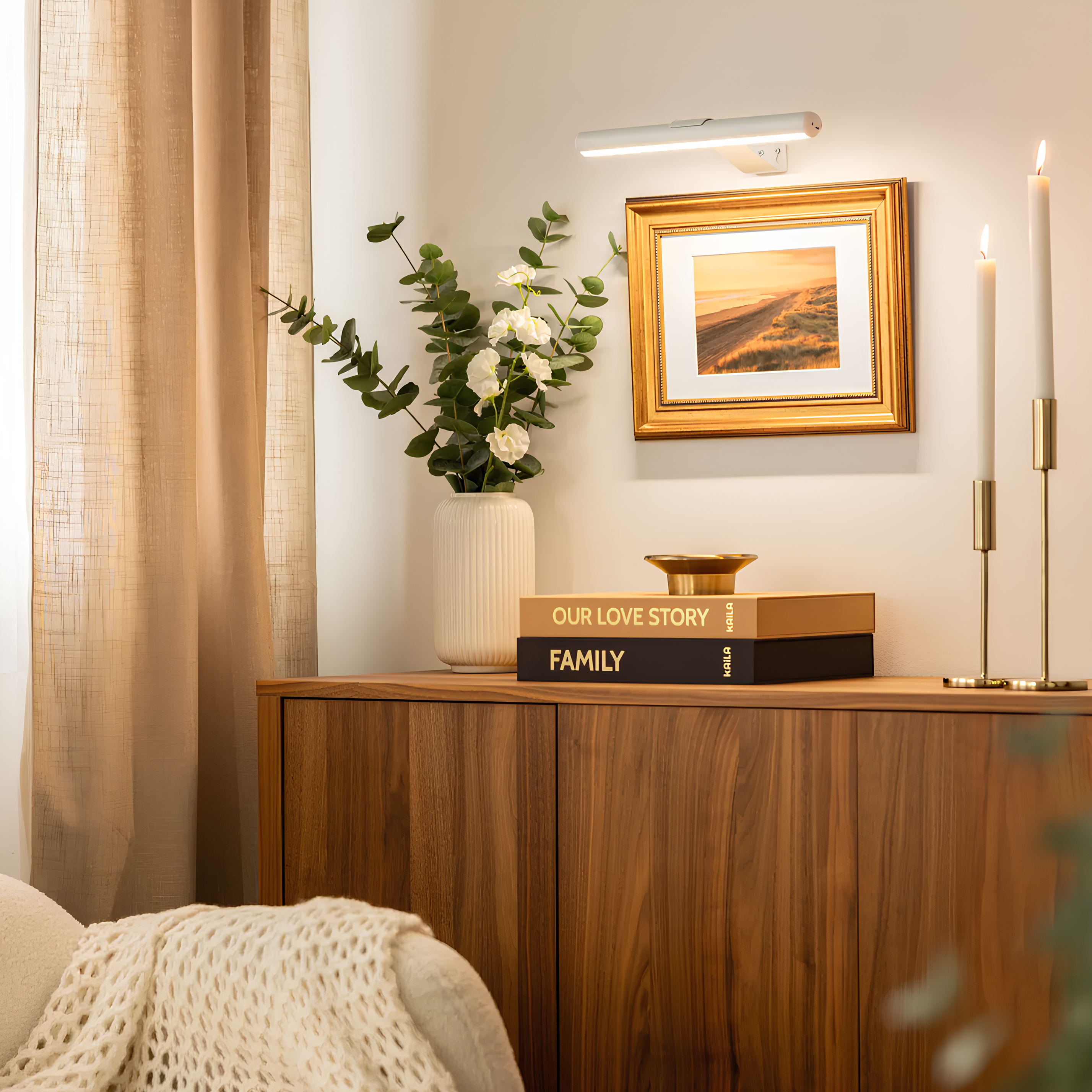 Adjustable LED Art Wall Light | Slim Wall-Mounted Display Fixture